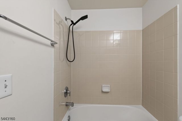 506 Donato Cir, Scotch Plains Twp., NJ 07076