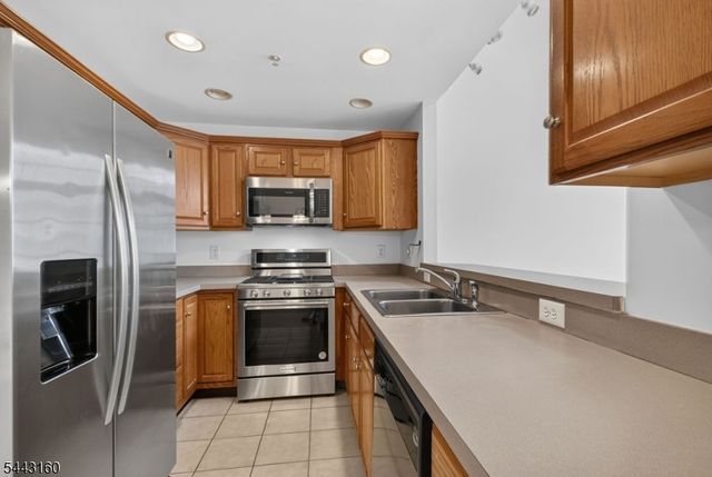 506 Donato Cir, Scotch Plains Twp., NJ 07076