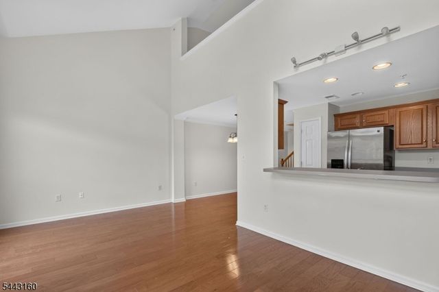 506 Donato Cir, Scotch Plains Twp., NJ 07076