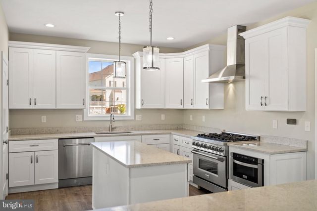 125 SKYJES LN, Winchester, VA 22602