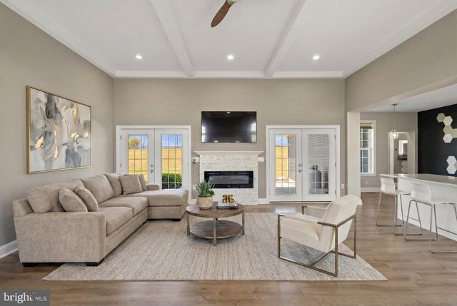 125 SKYJES LN, Winchester, VA 22602