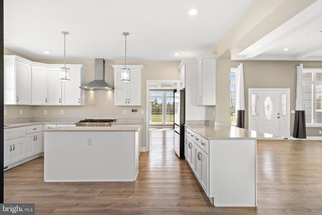 125 SKYJES LN, Winchester, VA 22602