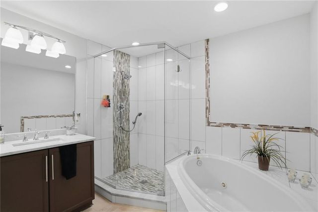 3275 Lenox Road NE 301, Atlanta, GA 30324