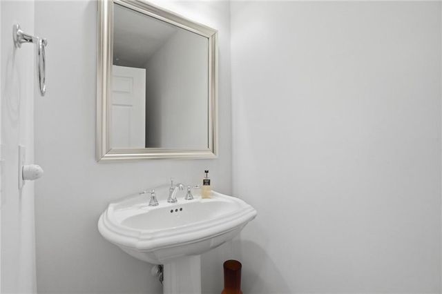 3275 Lenox Road NE 301, Atlanta, GA 30324