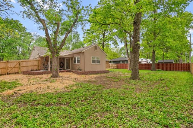 117 N Pine Street, Gardner, KS 66030