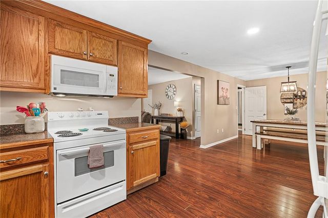 117 N Pine Street, Gardner, KS 66030