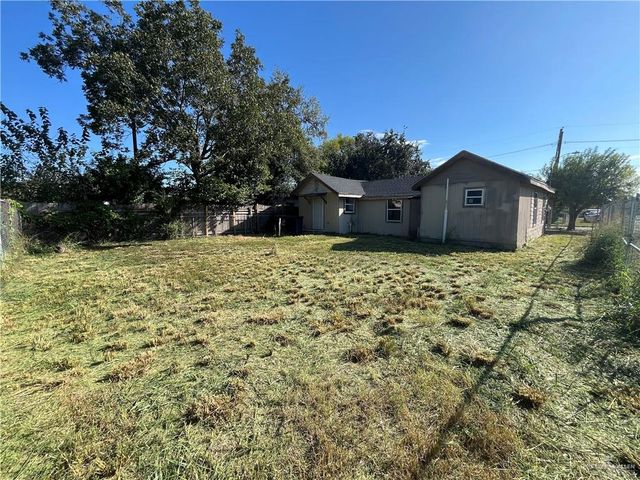 301 N Homero De Leon Street, Edcouch, TX 78538