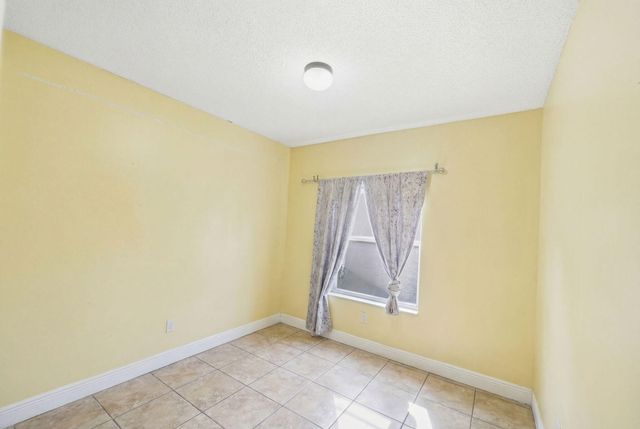 1239 Sussex Street, Boynton Beach, FL 33436