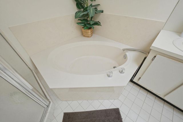 1239 Sussex Street, Boynton Beach, FL 33436