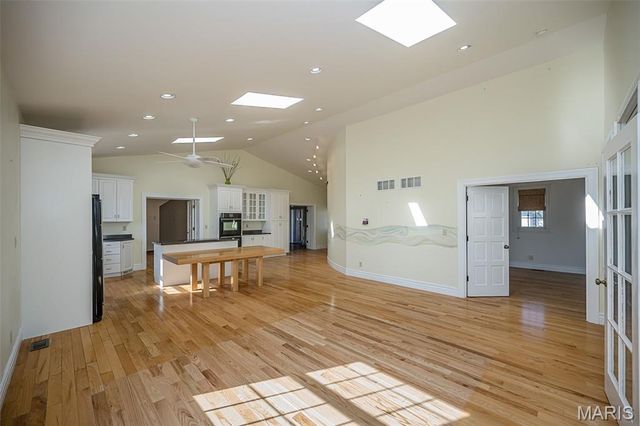 77 Aberdeen Place, Clayton, MO 63105