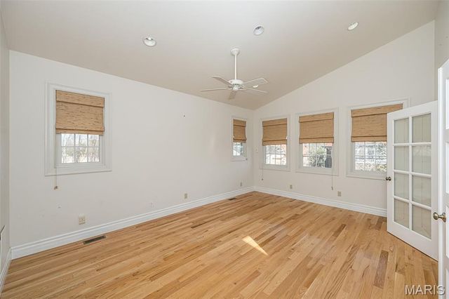 77 Aberdeen Place, Clayton, MO 63105