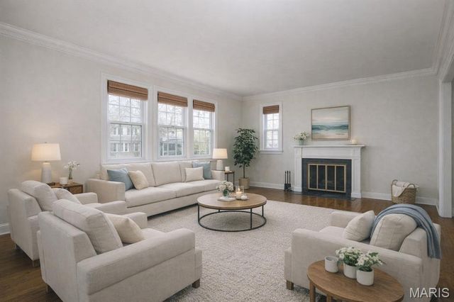 77 Aberdeen Place, Clayton, MO 63105