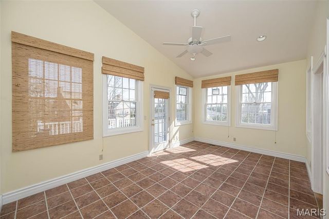77 Aberdeen Place, Clayton, MO 63105