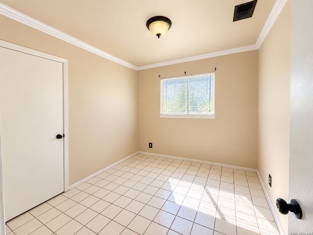 4815 CASA MANANA ST, San Antonio, TX 78233