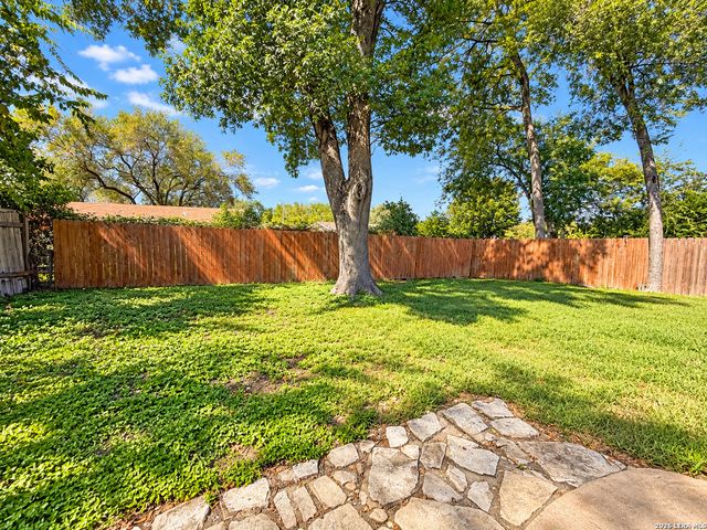 4815 CASA MANANA ST, San Antonio, TX 78233