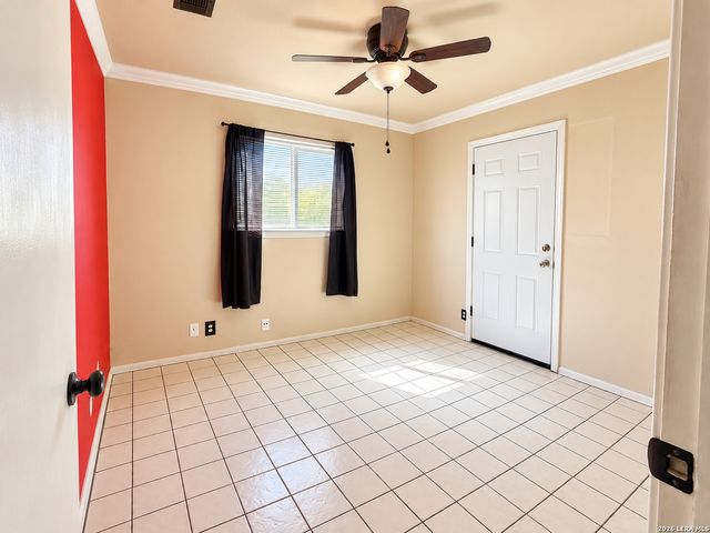 4815 CASA MANANA ST, San Antonio, TX 78233