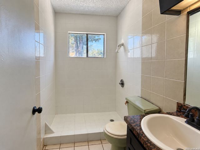 4815 CASA MANANA ST, San Antonio, TX 78233