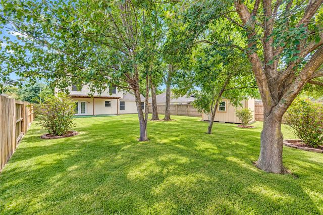 6114 Verde Valley Drive, Houston, TX 77396