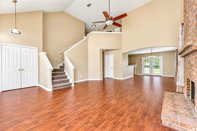 6114 Verde Valley Drive, Houston, TX 77396