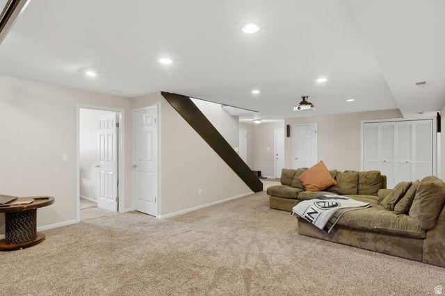 114 N CLARK LN, Elk Ridge, UT 84651