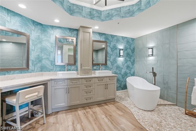 2104 W 1st ST 1702, Fort Myers, FL 33901