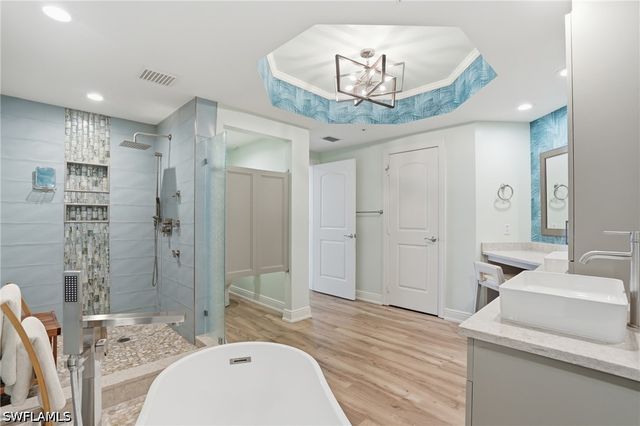 2104 W 1st ST 1702, Fort Myers, FL 33901