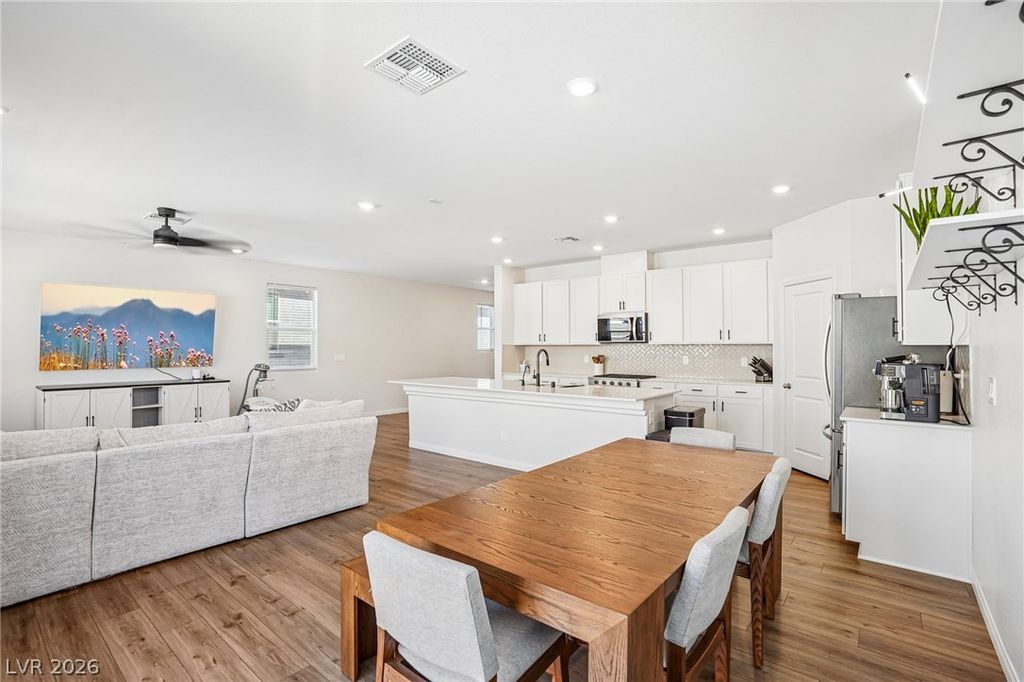 5937 Violet Crown Street, North Las Vegas, NV 89081 — photo 5