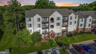 9563 BATTERY HEIGHTS BLVD #204, Manassas, VA 20110