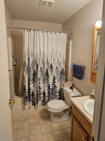 403 Walnut Street S, Mora, MN 55051