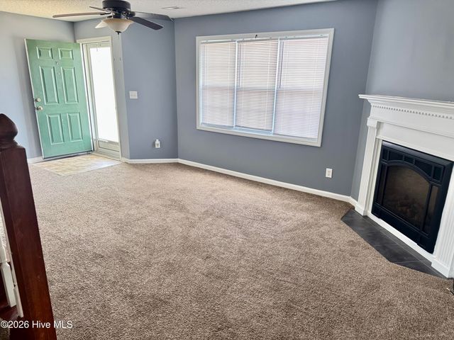 1205 Cross Creek Circle B-6, Greenville, NC 27834