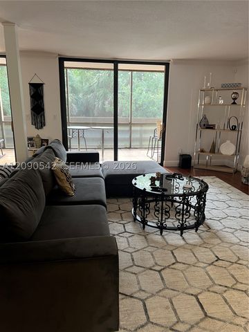 141 SW 96th Ter 305, Plantation, FL 33324
