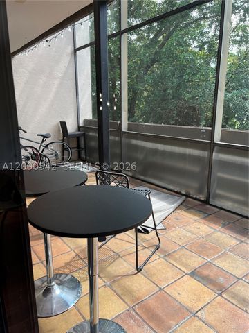 141 SW 96th Ter 305, Plantation, FL 33324