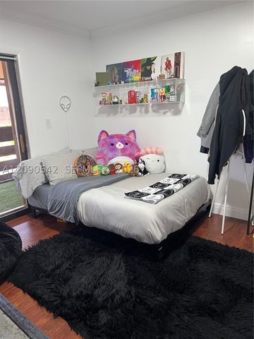 141 SW 96th Ter 305, Plantation, FL 33324