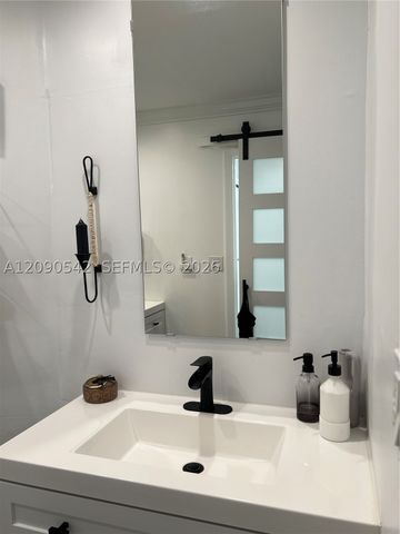 141 SW 96th Ter 305, Plantation, FL 33324