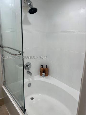 141 SW 96th Ter 305, Plantation, FL 33324