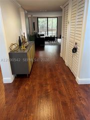 141 SW 96th Ter 305, Plantation, FL 33324
