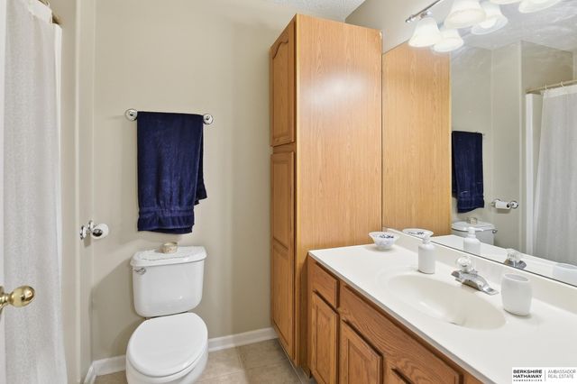 3510 N 124th Street, Omaha, NE 68164