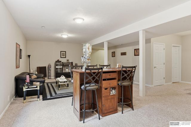 3510 N 124th Street, Omaha, NE 68164