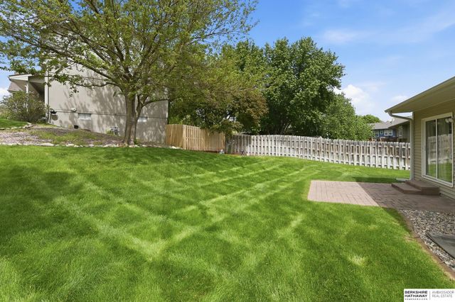 3510 N 124th Street, Omaha, NE 68164