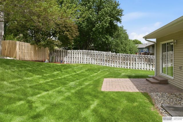 3510 N 124th Street, Omaha, NE 68164