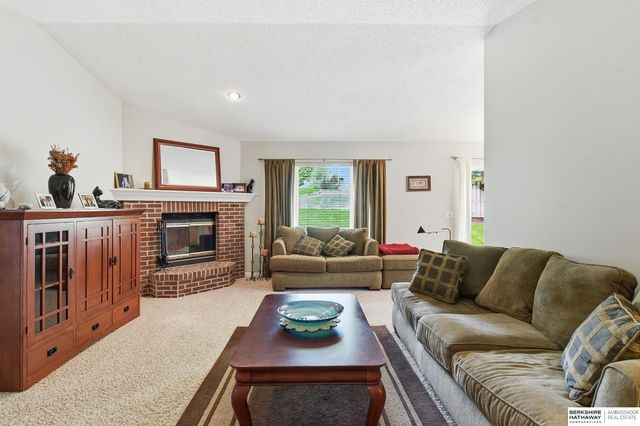 3510 N 124th Street, Omaha, NE 68164