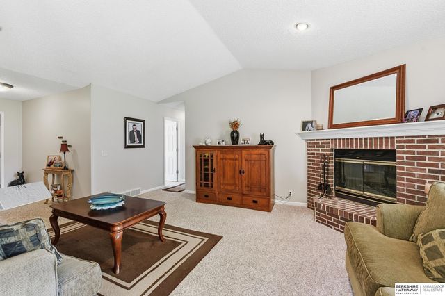 3510 N 124th Street, Omaha, NE 68164
