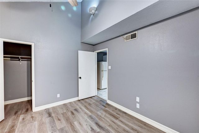 12900 Walden Road 6, Montgomery, TX 77356