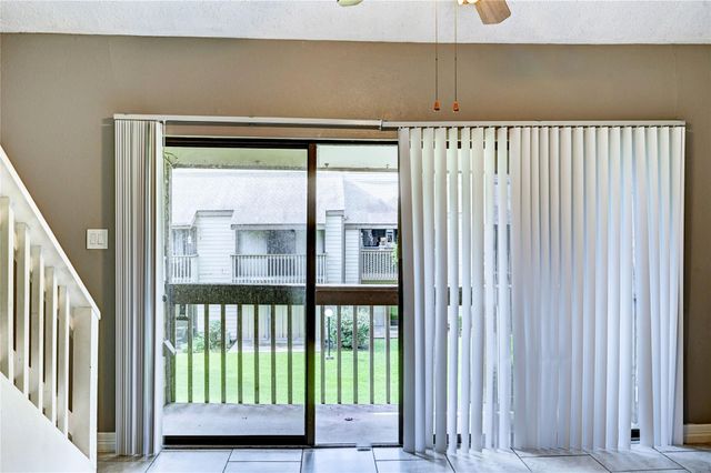 12900 Walden Road 6, Montgomery, TX 77356