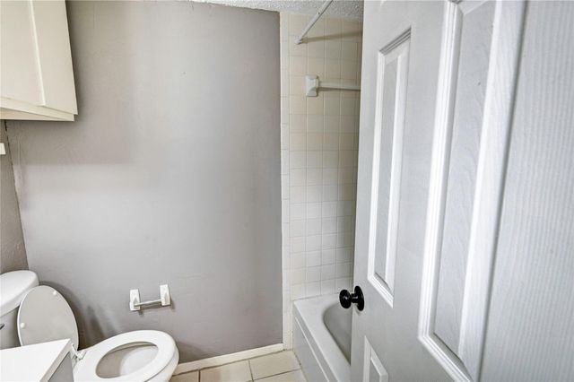 12900 Walden Road 6, Montgomery, TX 77356