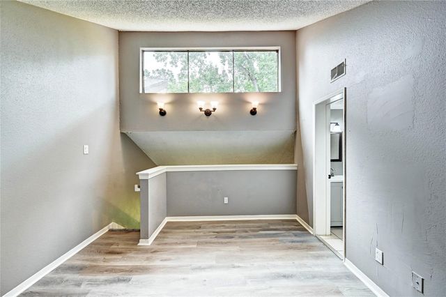 12900 Walden Road 6, Montgomery, TX 77356