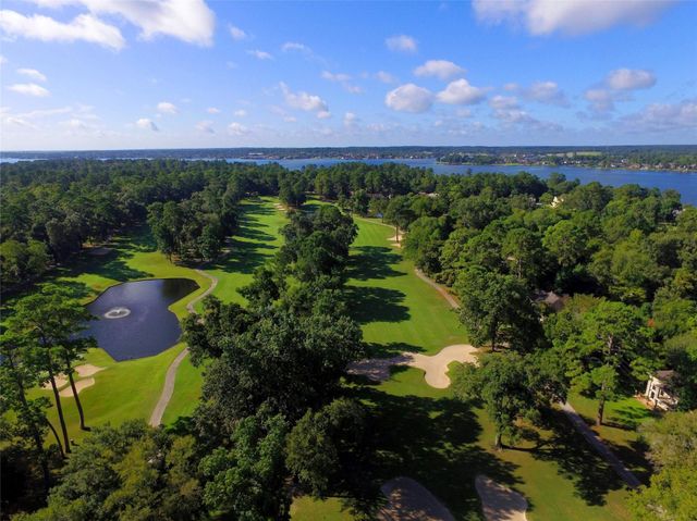 12900 Walden Road 6, Montgomery, TX 77356
