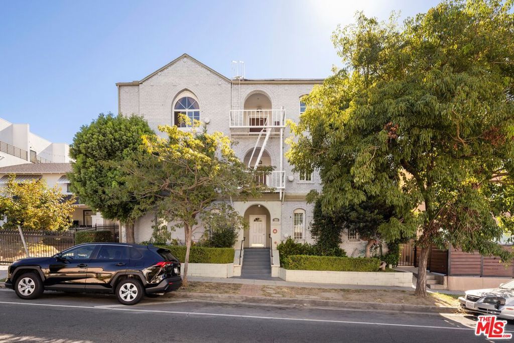 142 N Rampart Boulevard, Los Angeles, CA 90026 — photo 2