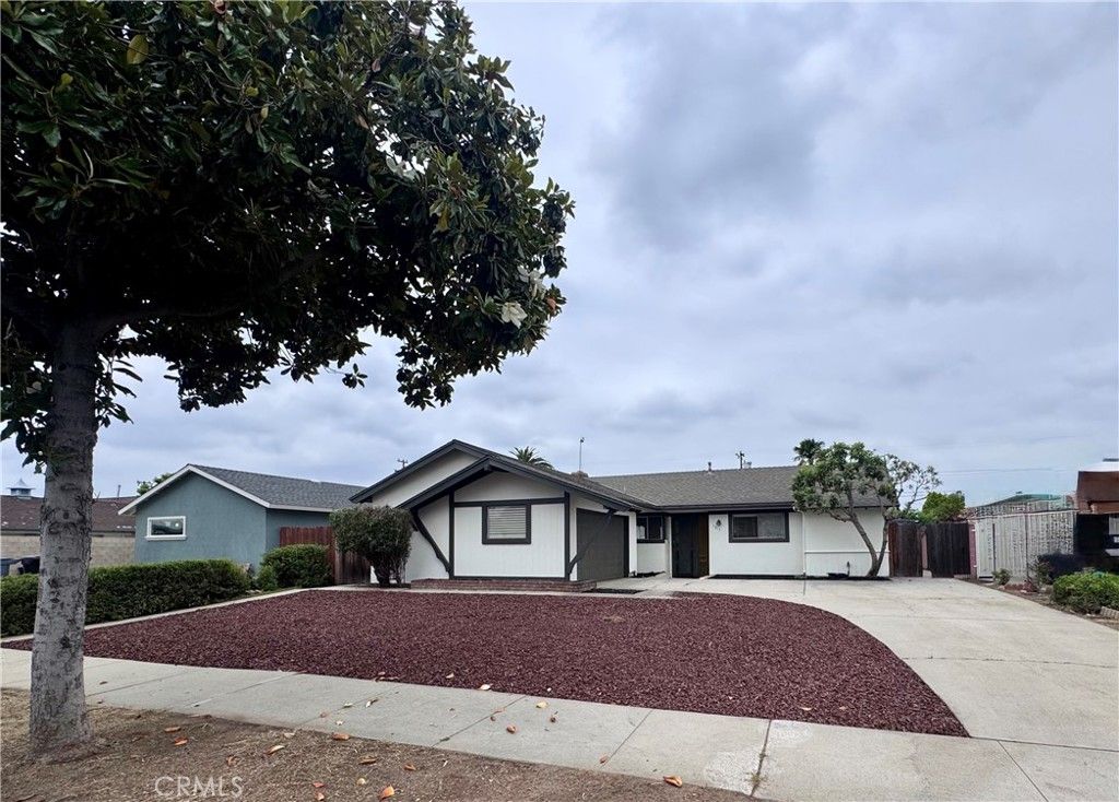 1013 N Cummings Road, Covina, CA 91724