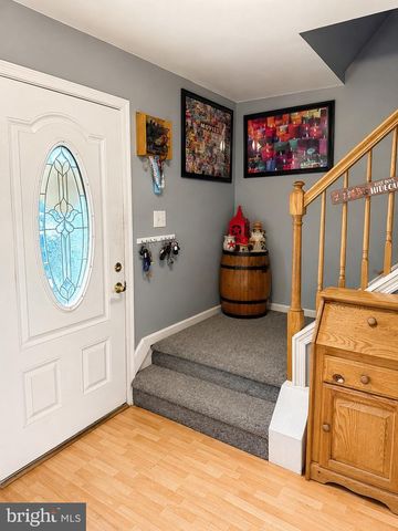 7 HAWTHORN WAY, Clayton, NJ 08312